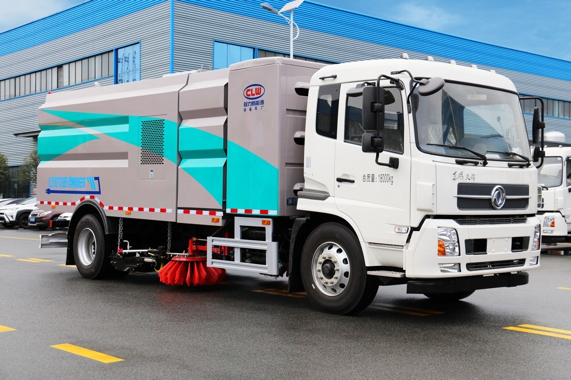 东风天锦纯电动洗扫车