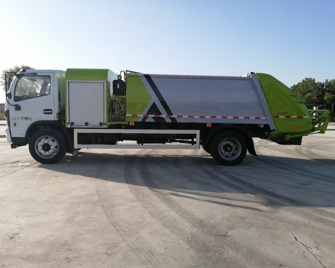 8吨东风凯普特纯电动压缩垃圾车
