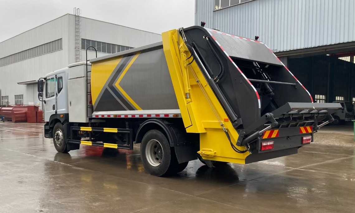 18吨东风纯电动压缩垃圾车