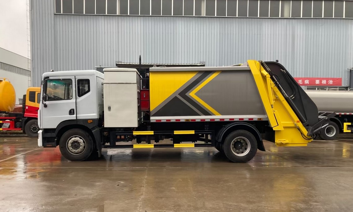 18吨东风纯电动压缩垃圾车