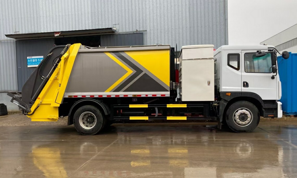 18吨东风纯电动压缩垃圾车