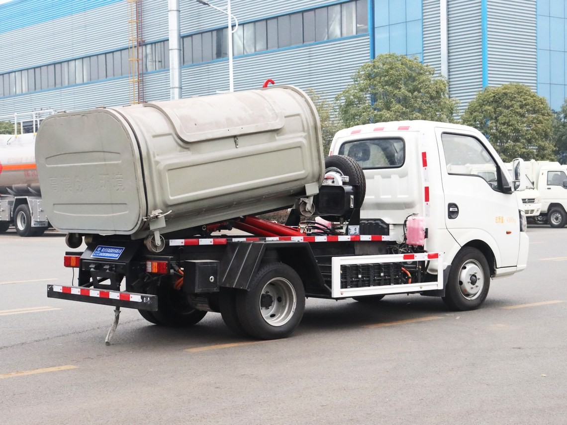 比亚迪T4纯电动勾臂垃圾车