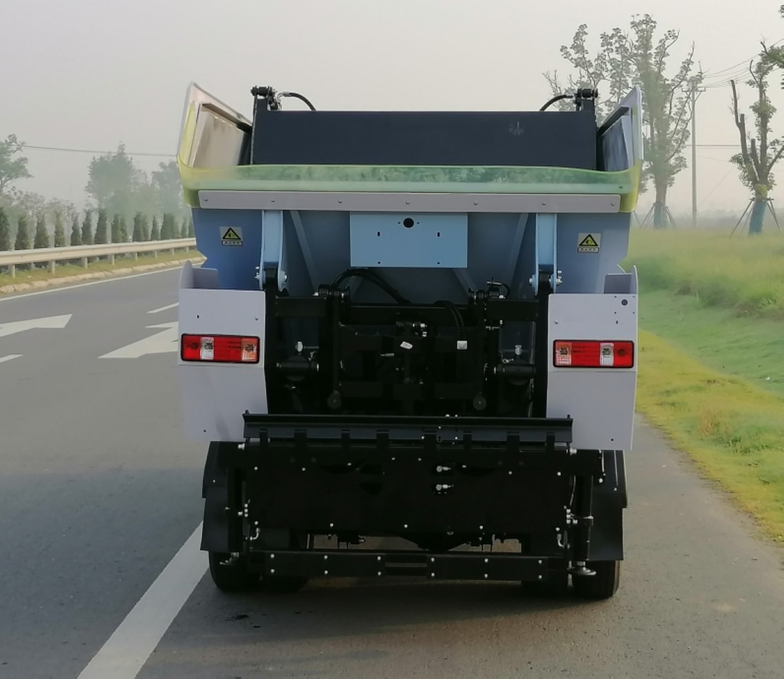 东风纯电动自装卸垃圾车