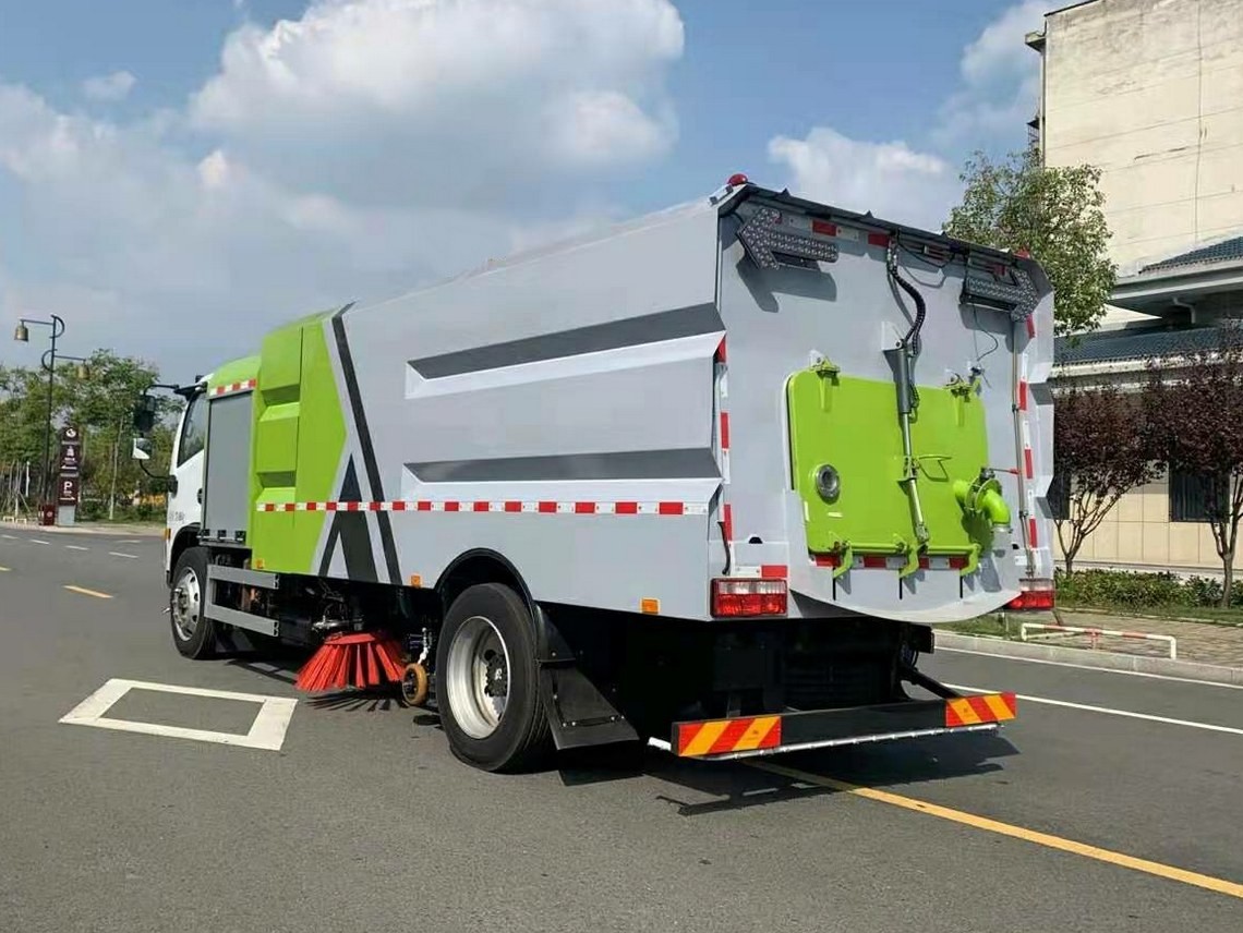 东风凯普特纯电动洗扫车