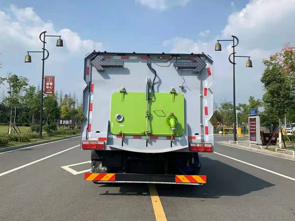 东风凯普特纯电动洗扫车