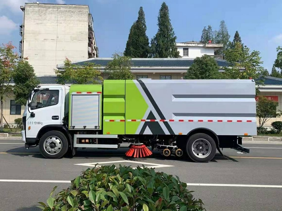 东风凯普特纯电动洗扫车