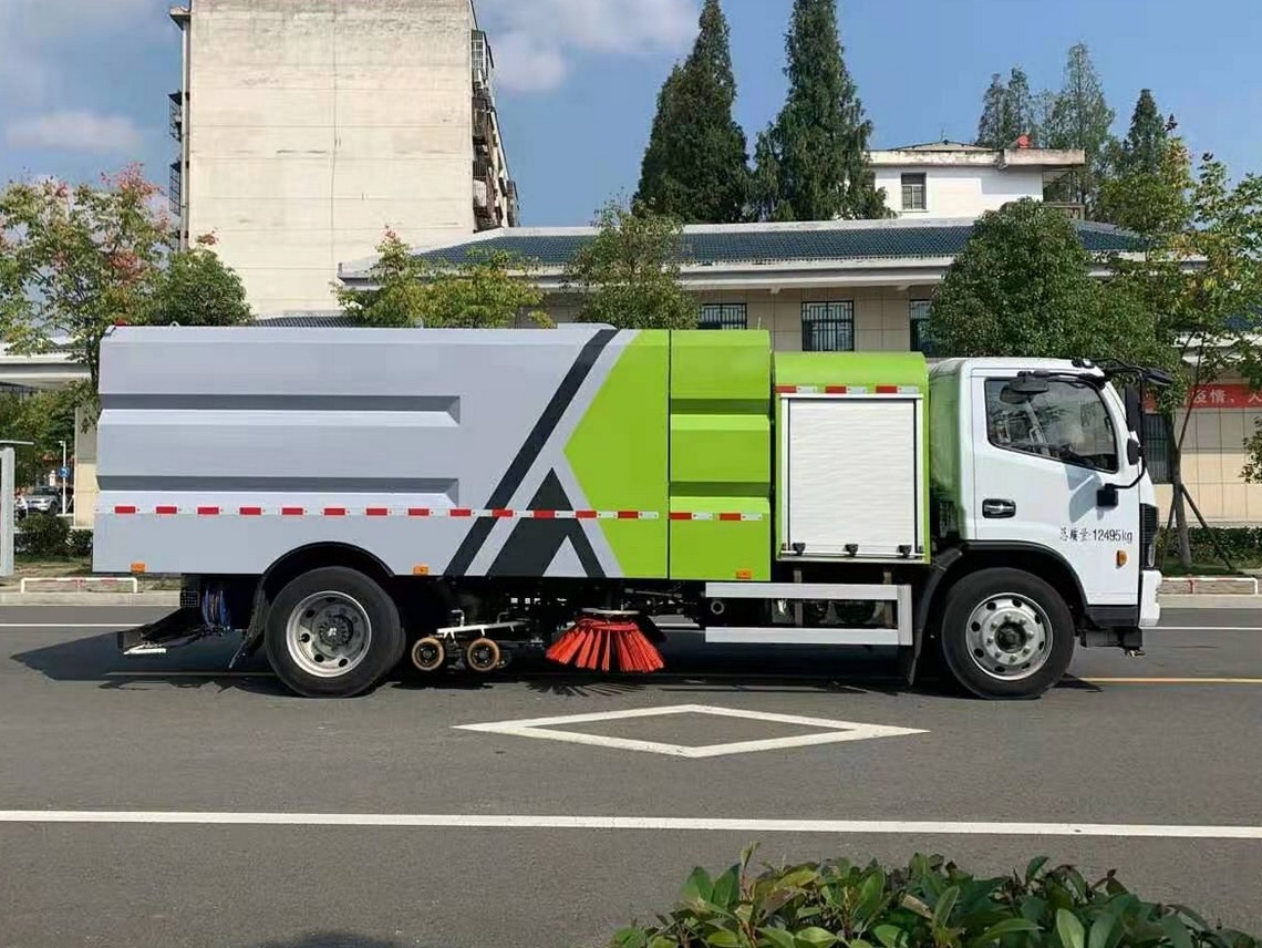 东风凯普特纯电动洗扫车