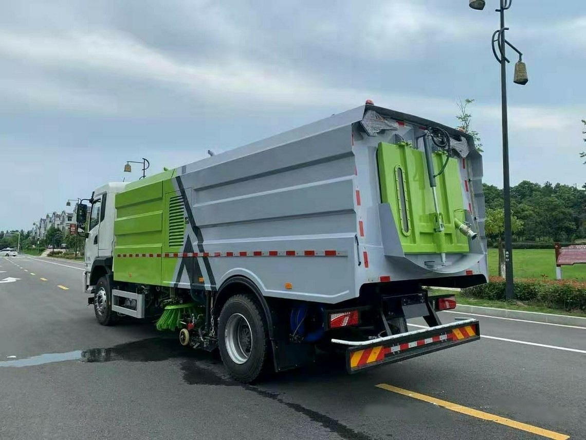 比亚迪T8纯电动洗扫车