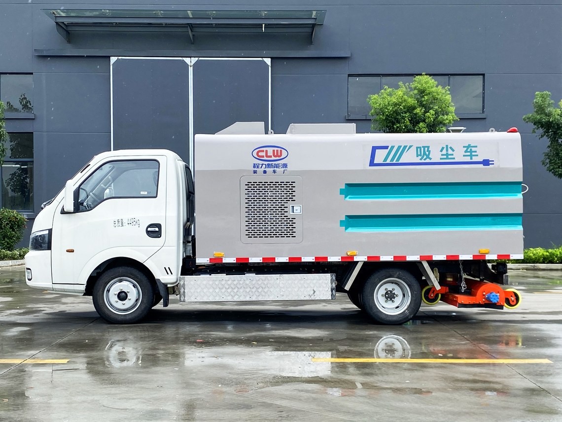 东风华神3.5方纯电动吸尘车