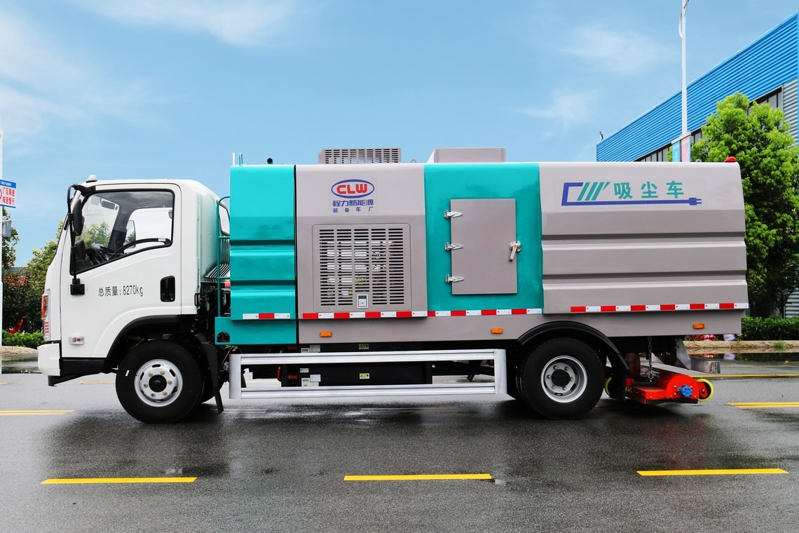 东风华神5.5方纯电动吸尘车