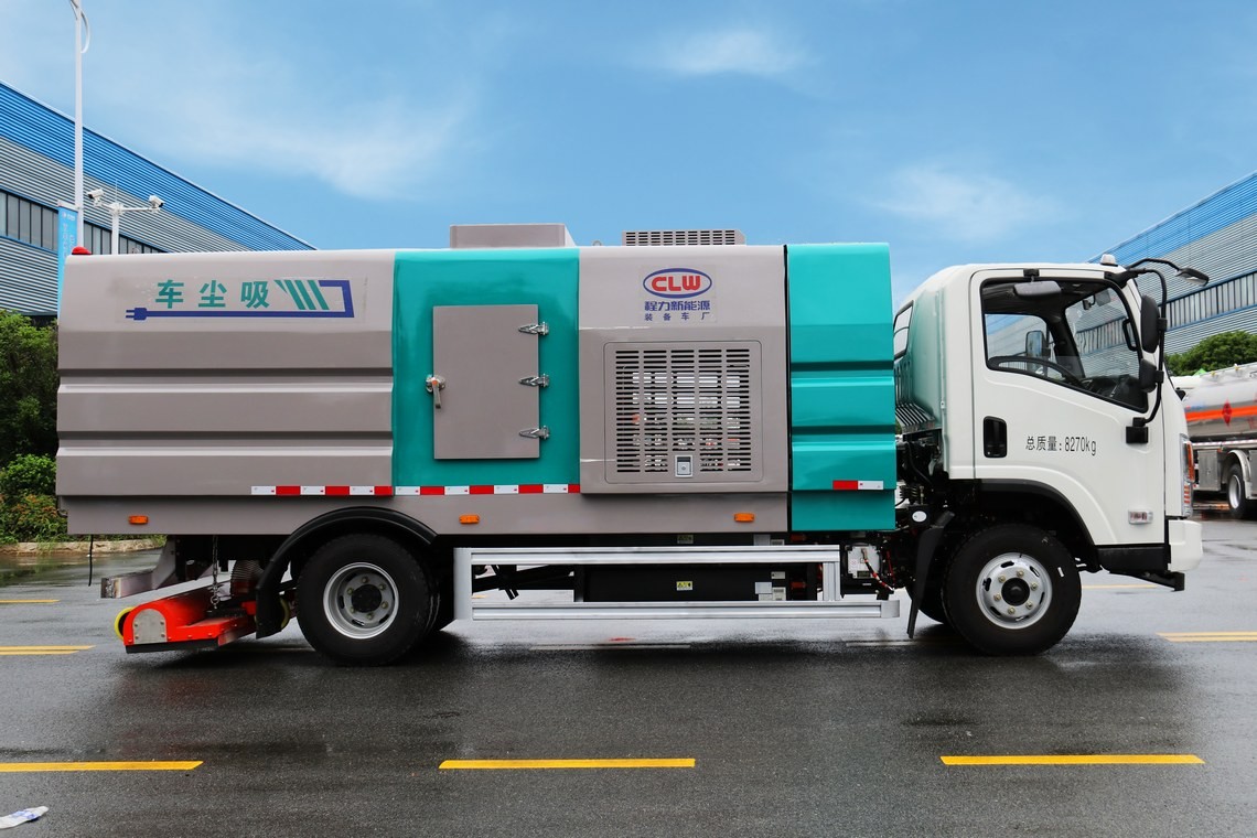 东风华神5.5方纯电动吸尘车