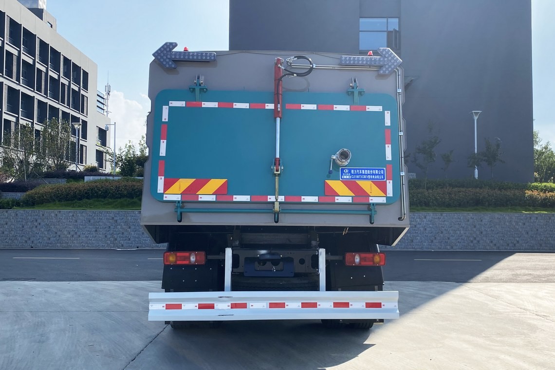 东风天锦纯电动干扫吸尘车