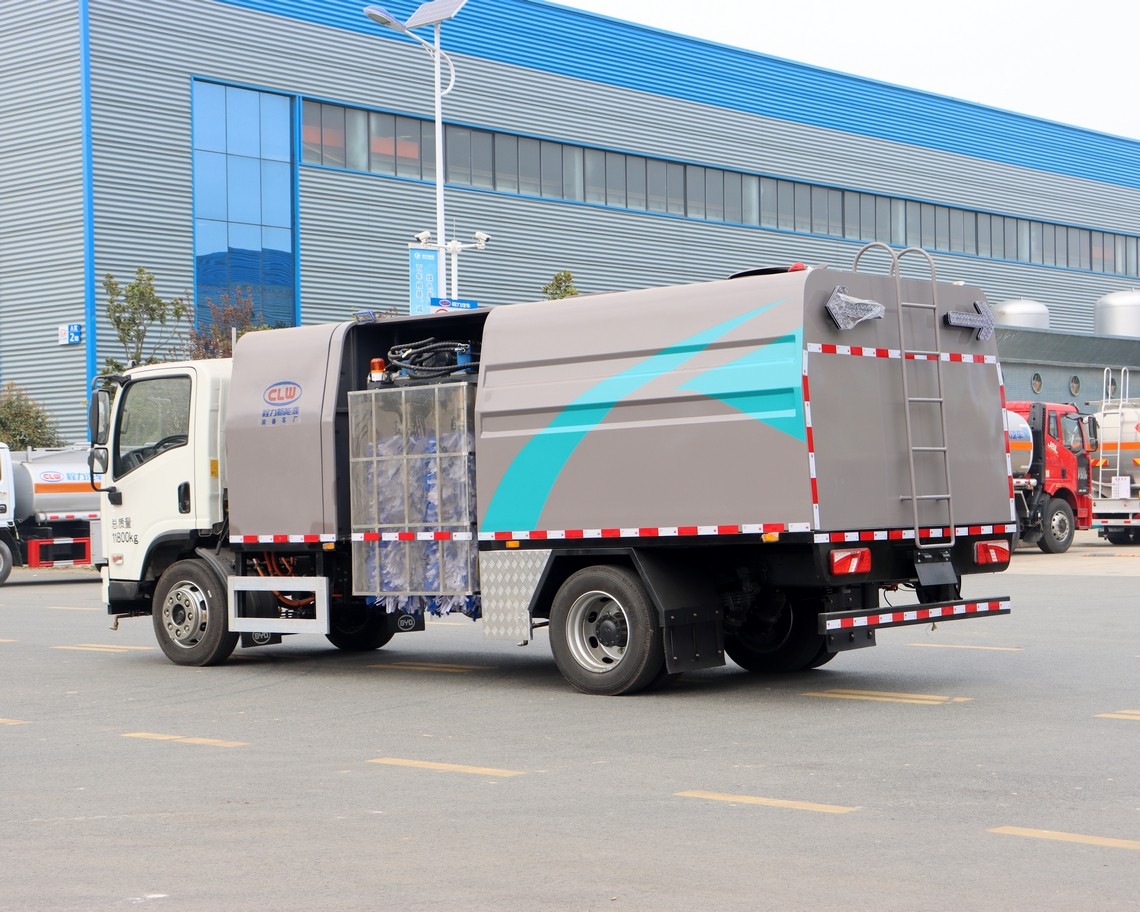 比亚迪T7纯电动护栏清洗车