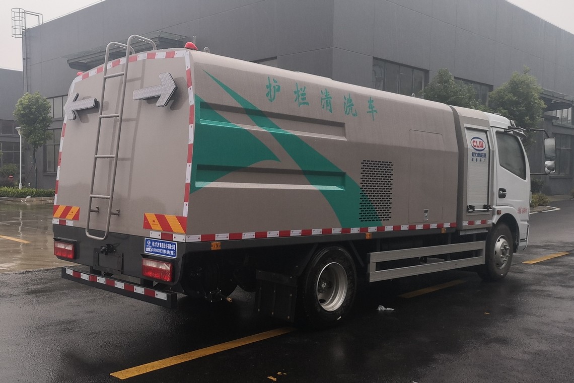 东风凯普特纯电动护栏清洗车