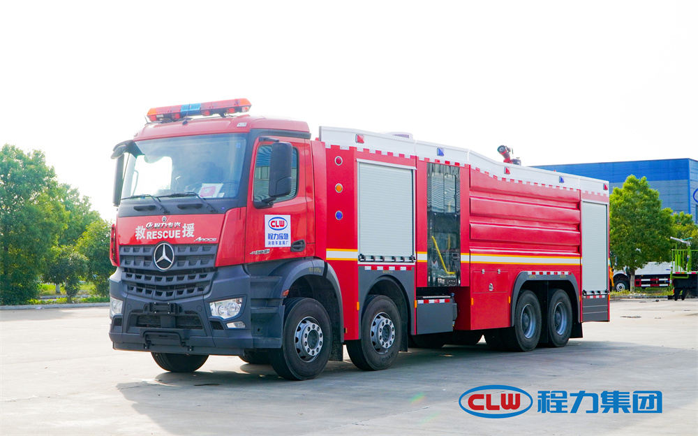 奔驰泡沫消防车