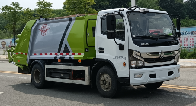 9t纯电动压缩垃圾车