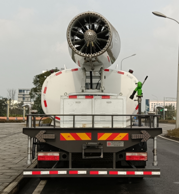 18t纯电动多功能抑尘车