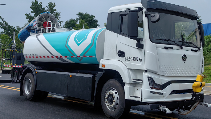 18t纯电动抑尘车