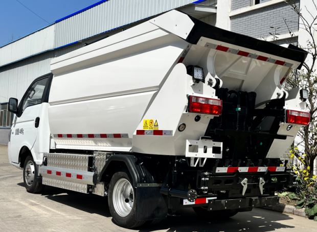 4.5t纯电动自装卸垃圾车