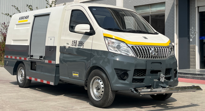 2.7t纯电动路面养护车 长安