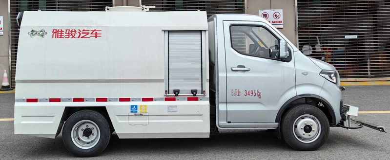 3.5t纯电动路面养护车 长安