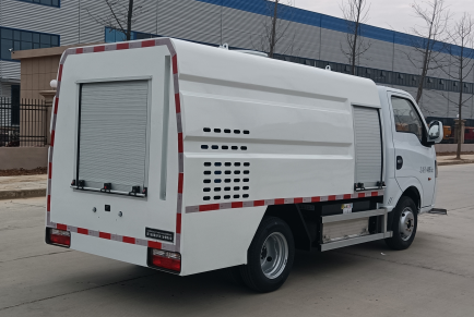 4.5t纯电动路面养护车简介 东风途逸