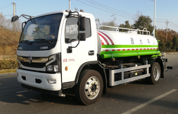 12.5t纯电动洒水车