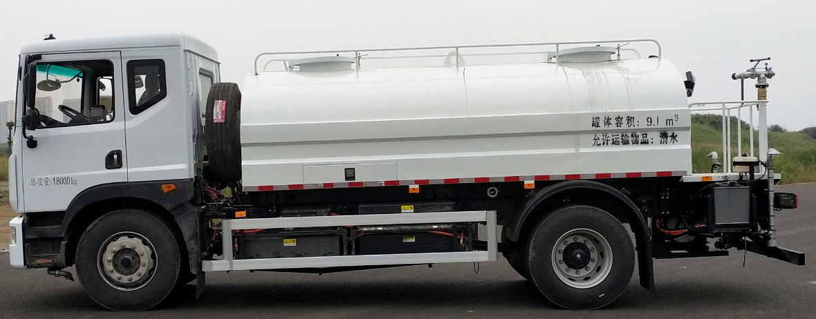 18t纯电动洒水车