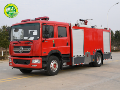 东风6吨泡沫消防车