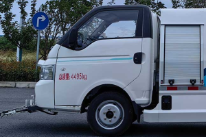 4.5T纯电动路面养护车 程力