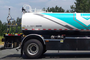 18t纯电动清洗车