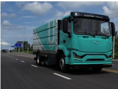 18t纯电动扫路车