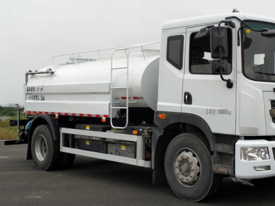 18t纯电动洒水车 东风D9