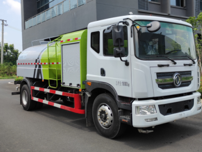 18t纯电动洒水车 后背电池东风D9