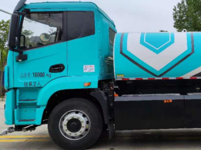 18t纯电动洒水车 程力