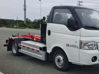 4.5t纯电动车厢可卸式垃圾车