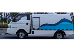 4.5T纯电动路面养护车 程力